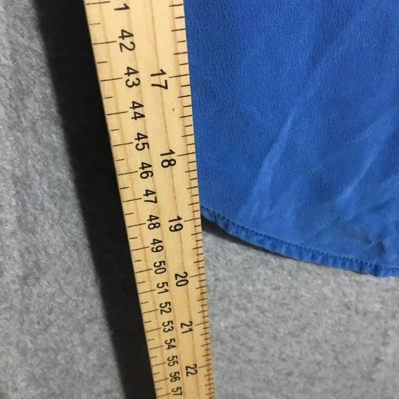 Womens Soft Surroundings Blouse Button Up Top Silk Office Work Career Wear - Picture 5 of 5